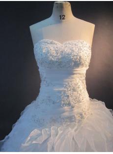 Beautiful Bridal Gown with Ruffled Skirt IMG_2705