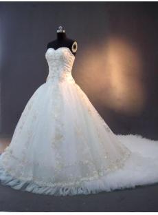 Top 2013 Luxurious Wedding Dresses with Cathedral Train IMG_2822
