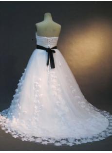 White and Black Plus Size Bridal Gown IMG_2317