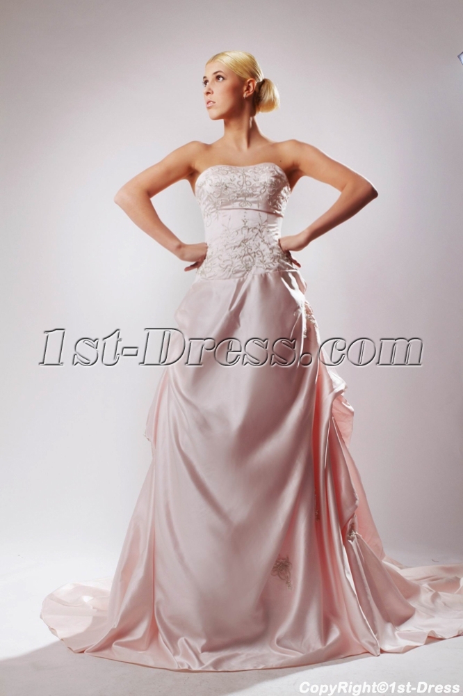 images/201303/big/Pink-Luxurious-Satin-Bridal-Gown-with-Embroidery-SOV110037-899-b-1-1364743540.jpg