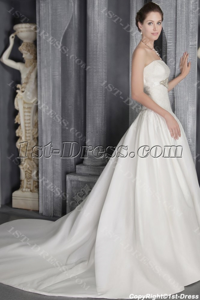 images/201306/big/Ivory-Mature-Classy-Bridal-Gowns-2877-1754-b-1-1370637628.jpg