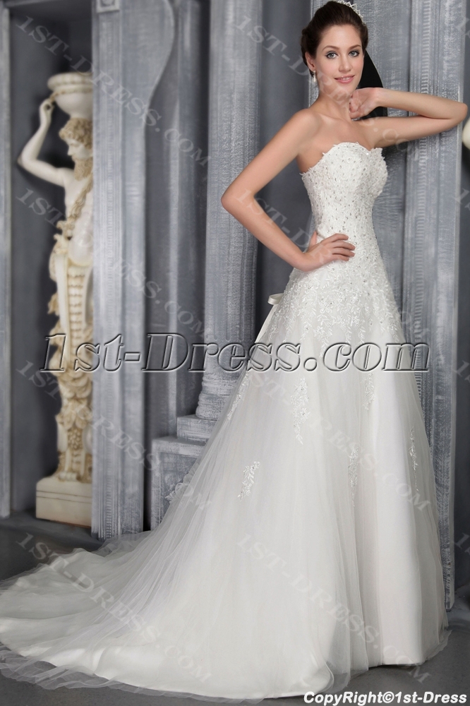 images/201306/big/Lace-Wedding-Dress-for-Mature-Brides-2533-1645-b-1-1370438253.jpg