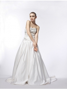 Beautiful Strapless Mature Bridal Gowns