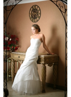 Ivory Casual Wedding Dresses for Outdoor Weddings