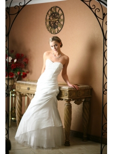 Ivory Casual Wedding Dresses for Outdoor Weddings