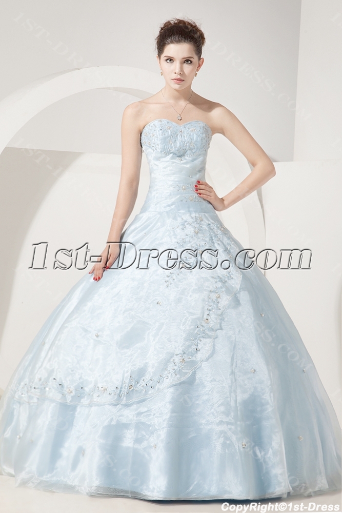 images/201309/big/Sky-Blue-Embroidery-Pretty-2012-Quinceanera-Dresses-2870-b-1-1378724506.jpg