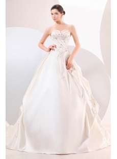 Classical Sweetheart Long Satin Embroidery Bridal Gowns