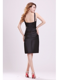 Simple Plunge V-neckline Little Black Dress