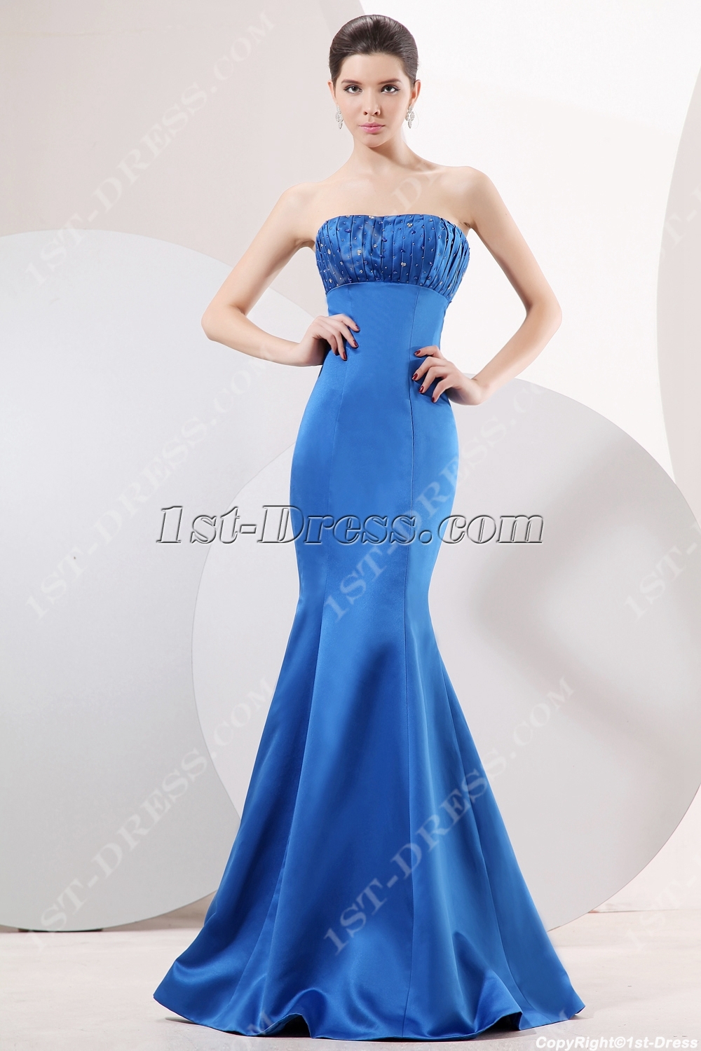 images/201311/big/Royal-Blue-Sheath-Prom-Dress-2011-3526-b-1-1384441818.jpg