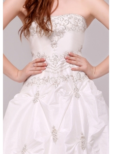 Luxurious Embroidery Pick up Taffeta Wedding Dress 2014 with Corset