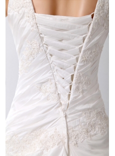 Discount Elegant Taffeta A-line Scoop Wedding Dress