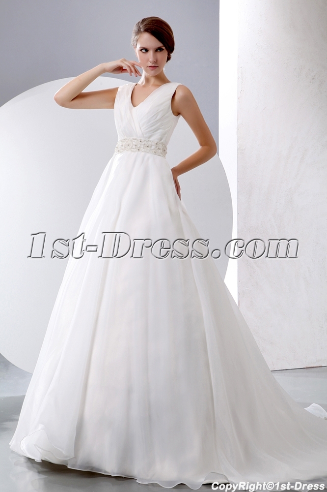 images/201401/big/Sleeveless-V-neckline-Organza-Winter-Wedding-Dresses-Ball-Gown-2014-4076-b-1-1389698130.jpg