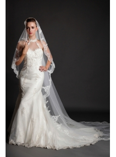 Charming Scalloped Edge Lace Cathedral Wedding Veils