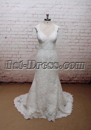 Charming Sheath Lace Bridal Gown with Keyhole