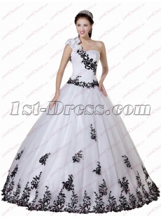 Beautiful Black and White One Shoulder Quinceanera Ball Gowns 2018